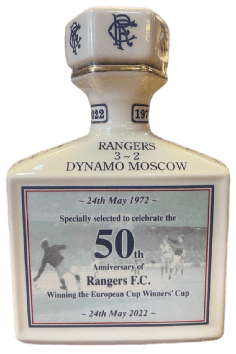 robbies-whisky-merchants-pointers-pointers-rangers-football-club-50th-anniversary-european-cup-1974-1689590187rangers-decanter1.png